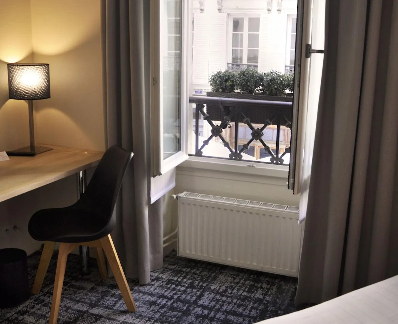 Hotel Hôtel France Albion Paris