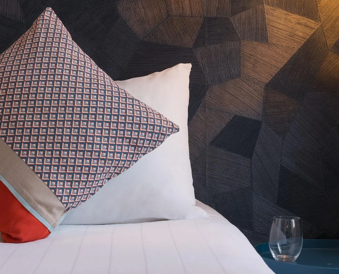 **  Hotel France Albion Paris France