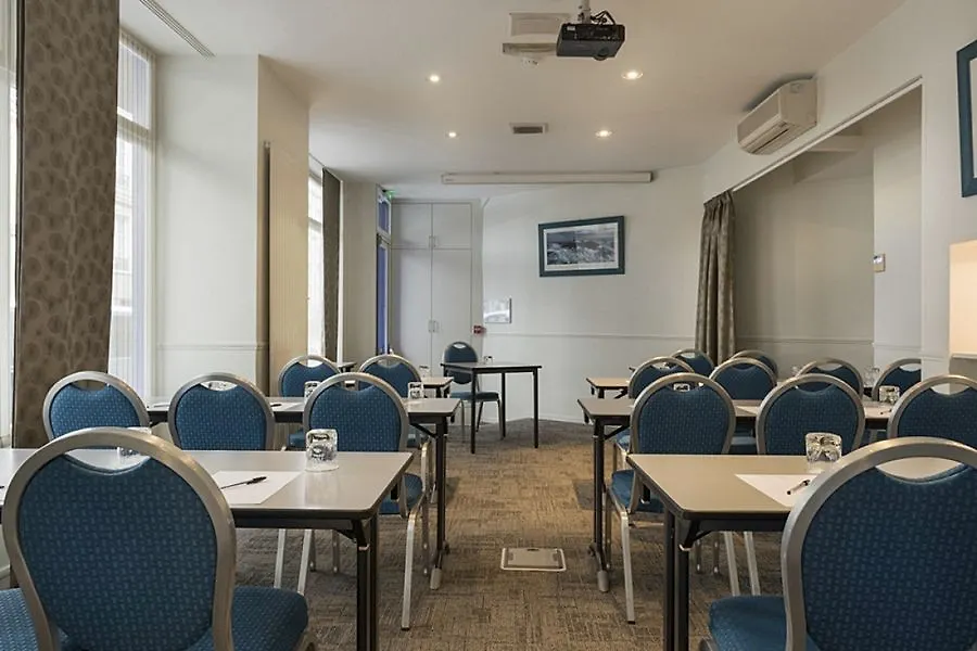 **  Hotel France Albion Párizs Franciaország